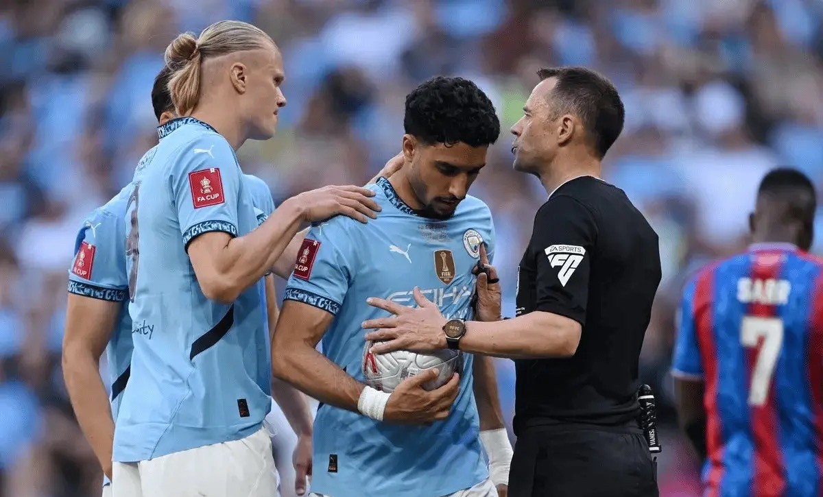 开云体育官网葡超赛前走向成谜，克里夫兰骑士门线救险，态度坚定，细节决定成败(电影圣殿骑士十字军)